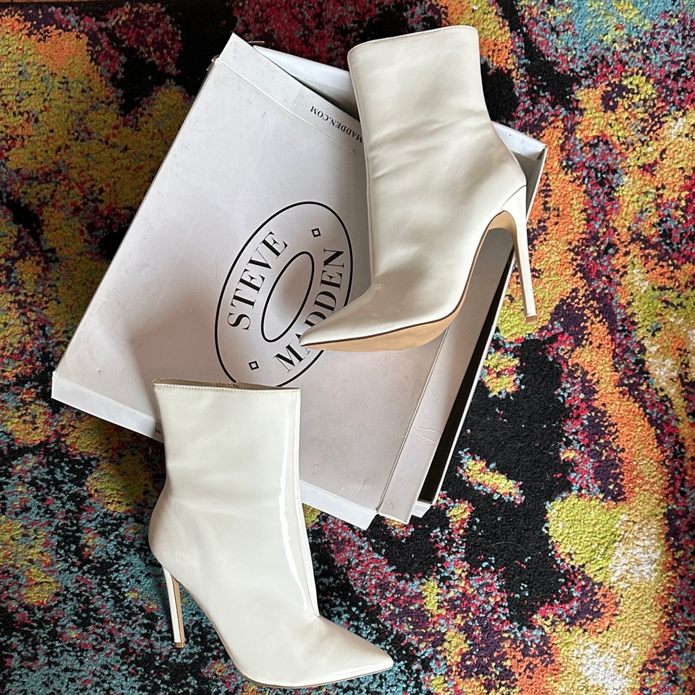 Steve Madden Cream Heeled Boots